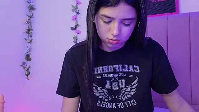 eva sin18 online show from 03/14/25, 03:15