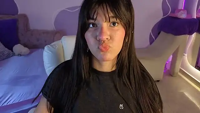 Snapshot of auroracute02 chatting on 01/08/26, 01:13 auroracute02 online show from 01/08/26, 01:13