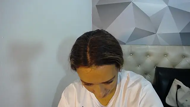 Milf-Prettyboobs online show from 11/23/25, 10:59