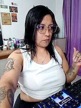 DaniPoison online show from 04/03/26, 07:34