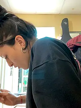 val zx online show from 10/16/25, 05:25