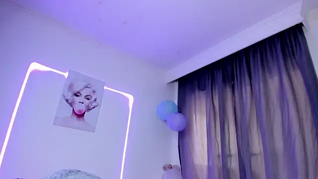 sweet cinamon online show from 02/02/26, 07:56