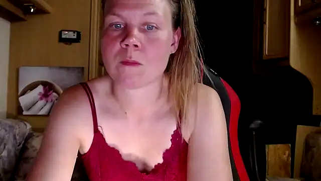 CallMeMaria online show from 01/01/25, 08:26