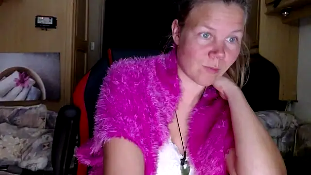 CallMeMaria online show from 01/19/25, 07:15