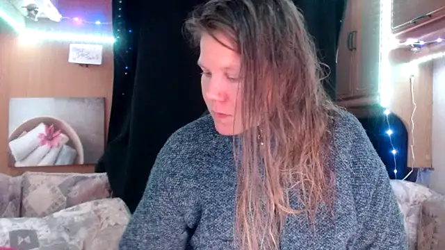 CallMeMaria online show from 02/12/25, 03:49