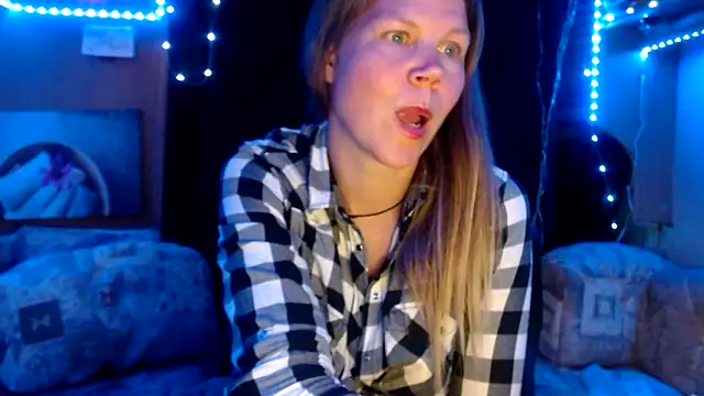 CallMeMaria online show from 02/16/25, 08:00