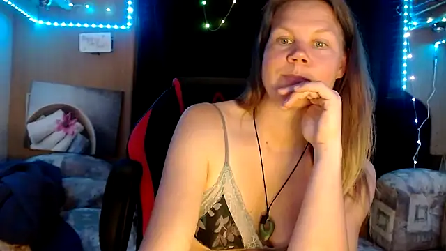 CallMeMaria online show from 03/03/25, 01:09