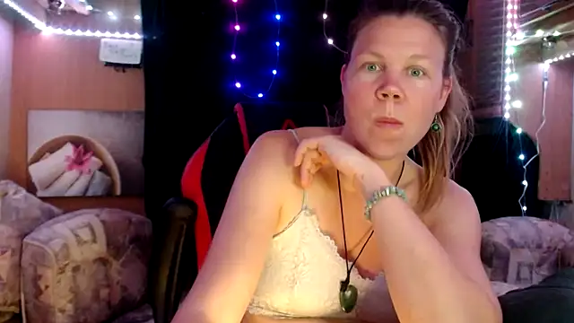 CallMeMaria online show from 03/12/25, 09:03