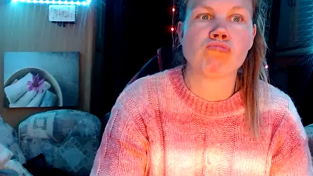 CallMeMaria online show from 03/19/25, 07:38