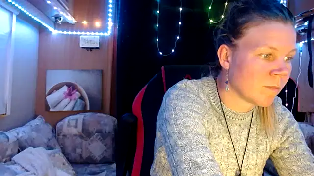 CallMeMaria online show from 03/20/25, 05:04