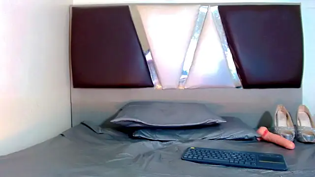 alexsandra kiss online show from 11/06/25, 11:22