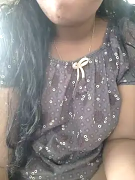 priya 00143 online show from 12/16/25, 04:50