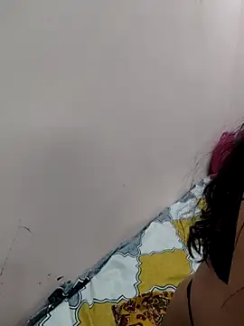 priya 00143 online show from 02/21/26, 12:28