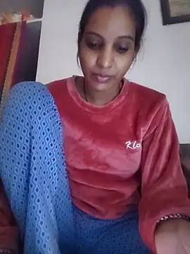 Hotty-Nidhi online show from 11/26/25, 04:46