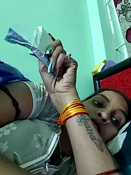 Hotty-Nidhi online show from 02/10/26, 05:28