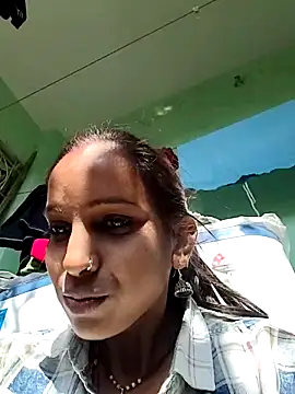 Hotty-Nidhi online show from 02/17/26, 04:20