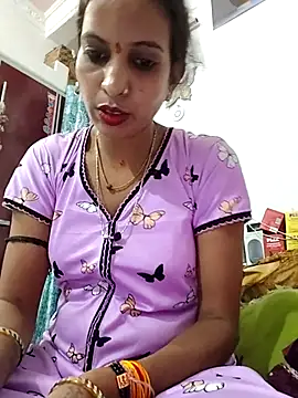 Hotty-Nidhi online show from 05/16/26, 11:31