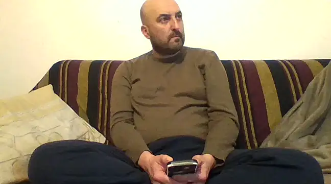 maxxxio12 online show from 03/15/25, 08:21