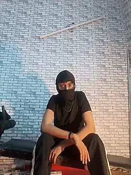 goluaryan online show from 11/12/25, 05:57