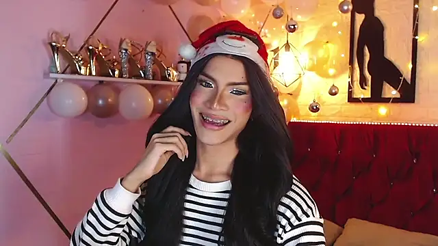 agatha rodriguez online show from 12/14/25, 07:40