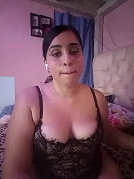 Snapshot of L_ucero chatting on 03/12/25, 03:24 L ucero online show from 03/12/25, 03:24