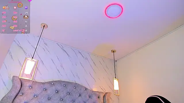 adara evanss online show from 09/19/25, 08:31