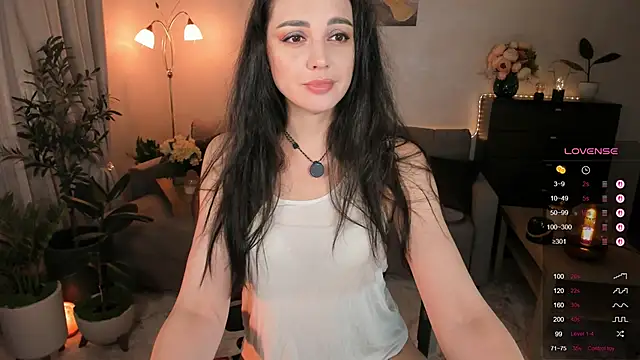 Snapshot of Viki_Bellson chatting on 11/16/25, 07:30 Viki Bellson online show from 11/16/25, 07:30