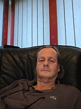 namorreyeb1 online show from 11/30/25, 02:54