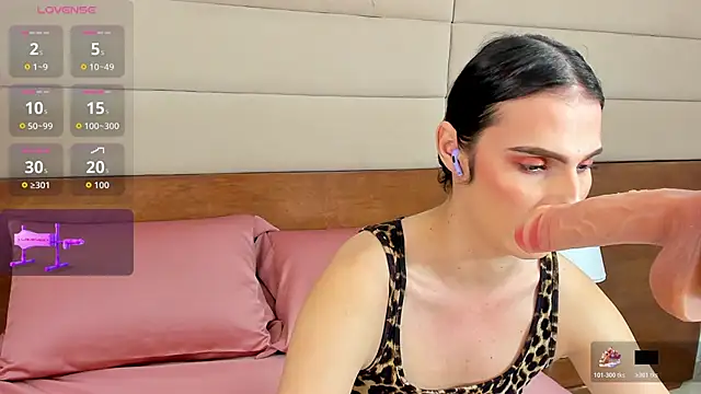 shantall skinny online show from 12/17/25, 03:18