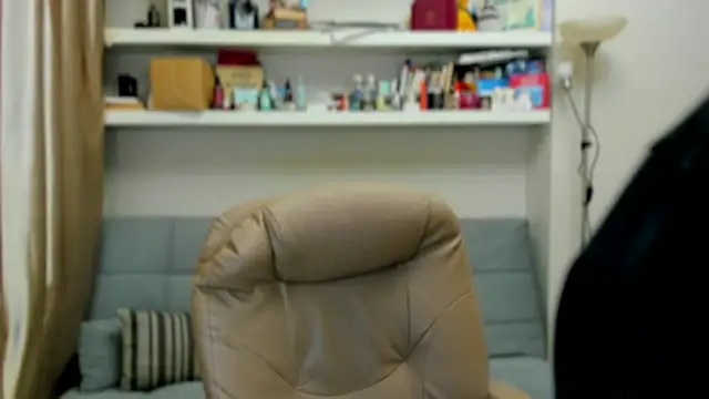 Snapshot of Kara_Smith_ chatting on 11/13/25, 12:20 Kara Smith online show from 11/13/25, 12:20