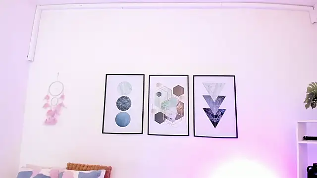 dullce77 online show from 09/12/25, 07:25