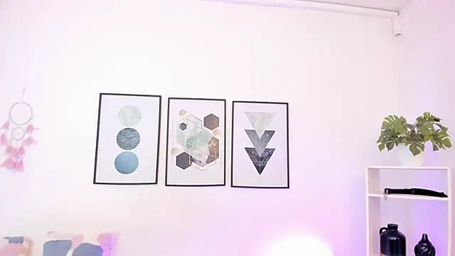 dullce77 online show from 09/21/25, 07:26