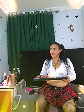 AlexaNovoa  online show from 02/08/26, 11:08