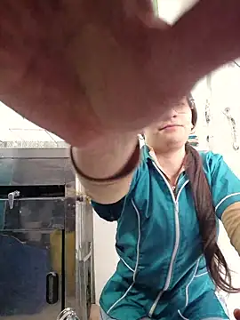 Snapshot of HOLY_DOLL chatting on 10/30/25, 09:26 HOLY DOLL online show from 10/30/25, 09:26