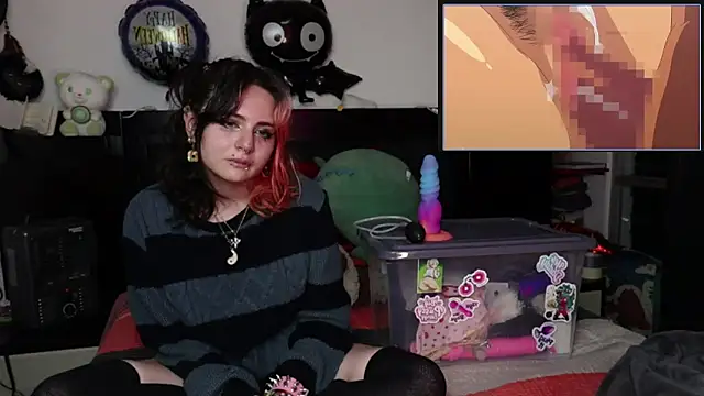 Snapshot of Devil_And_Princess chatting on 10/20/25, 03:07 Devil And Princess online show from 10/20/25, 03:07