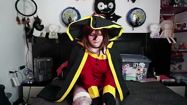 Snapshot of Devil_And_Princess chatting on 11/09/25, 04:22 Devil And Princess online show from 11/09/25, 04:22