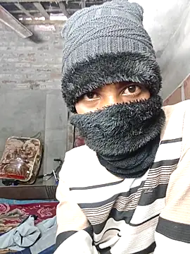 India HOT23 online show from 12/03/25, 02:19