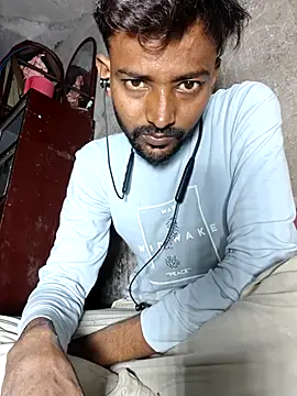 India HOT23 online show from 04/30/26, 07:09