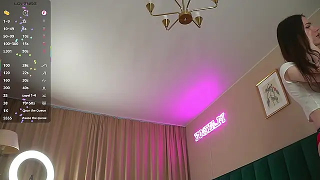 Snapshot of Sweet_Jealousy chatting on 10/04/25, 08:45 Sweet Jealousy online show from 10/04/25, 08:45