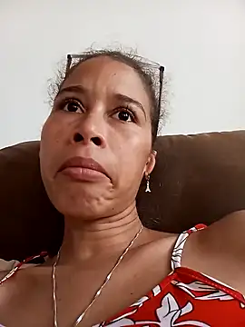 Sexi girl29 online show from 10/17/25, 06:43