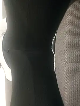 gui67675 online show from 10/06/25, 05:32