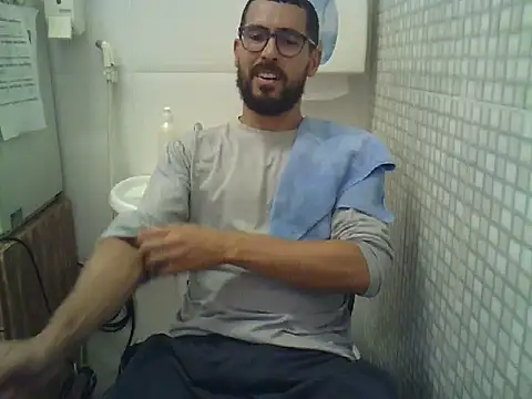 pdasgyn online show from 10/27/25, 02:32