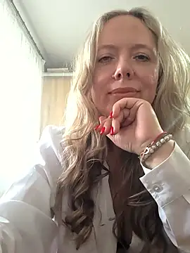 Irina3718 online show from 01/09/26, 11:35