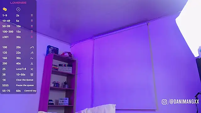 Snapshot of Soy_mangx chatting on 10/15/25, 03:17 Soy mangx online show from 10/15/25, 03:17