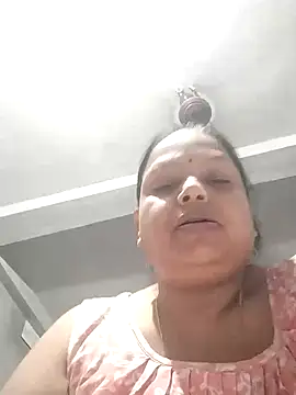 Snapshot of Arohi35 chatting on 03/19/25, 04:45 Arohi35 online show from 03/19/25, 04:45