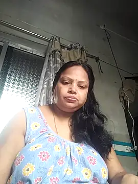 Snapshot of Arohi35 chatting on 03/20/25, 02:08 Arohi35 online show from 03/20/25, 02:08