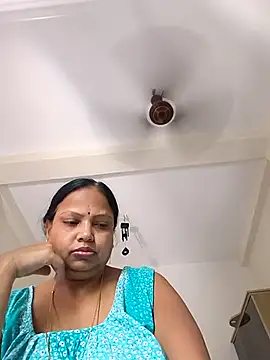 Snapshot of Arohi35 chatting on 09/11/25, 05:07 Arohi35 online show from 09/11/25, 05:07