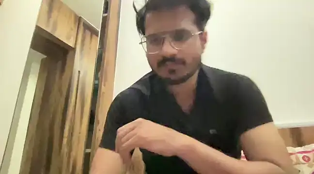 Snapshot of anuragbrothermodel chatting on 03/11/25, 08:42 anuragbrothermodel online show from 03/11/25, 08:42