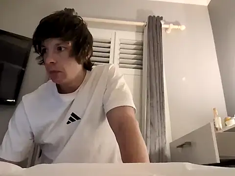 Nick-Ox online show from 03/10/25, 08:45