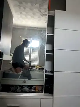 Nick-Ox online show from 09/17/25, 03:03